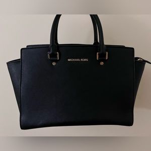 Michael kors black satchel